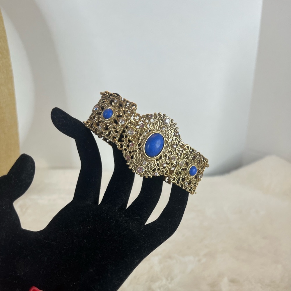 Western Germany Elegant Gold Filigree and Blue Cabochon Bracelet